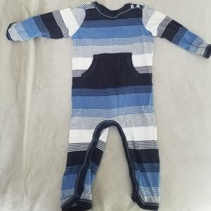 ✦SOLD✦ Burt's bees 1 piece